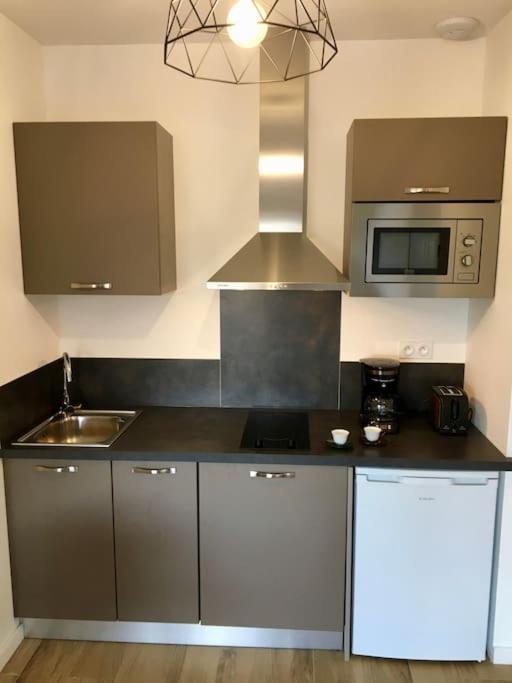 Magnifique Dans Neuve Apartamento *